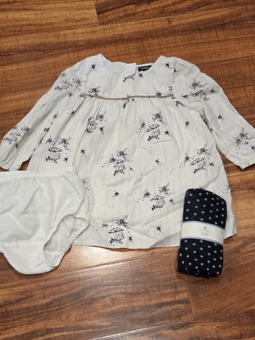 GAP Baby NWT/EUC 18-24 Months Ivory Fairy Print Dress w/ Gold Stripes & Tights